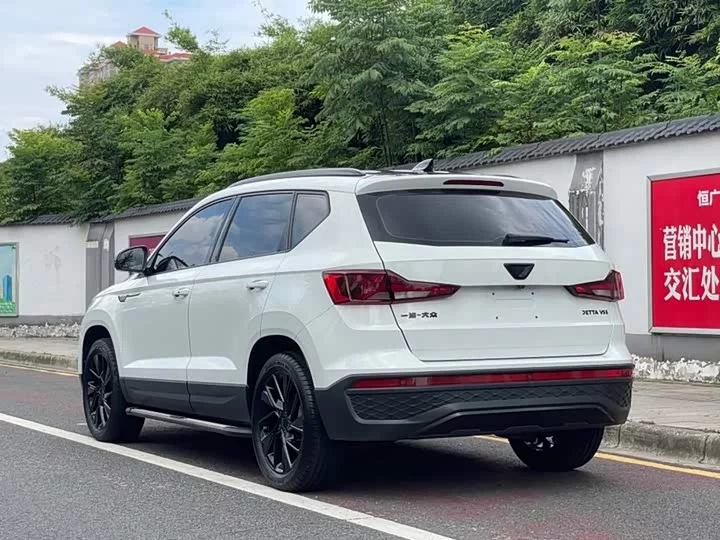 Jetta VS5
