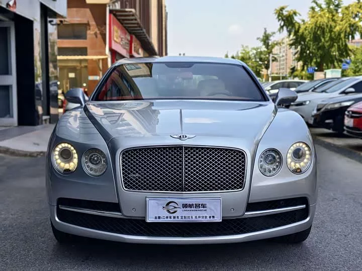 Bentley galloping