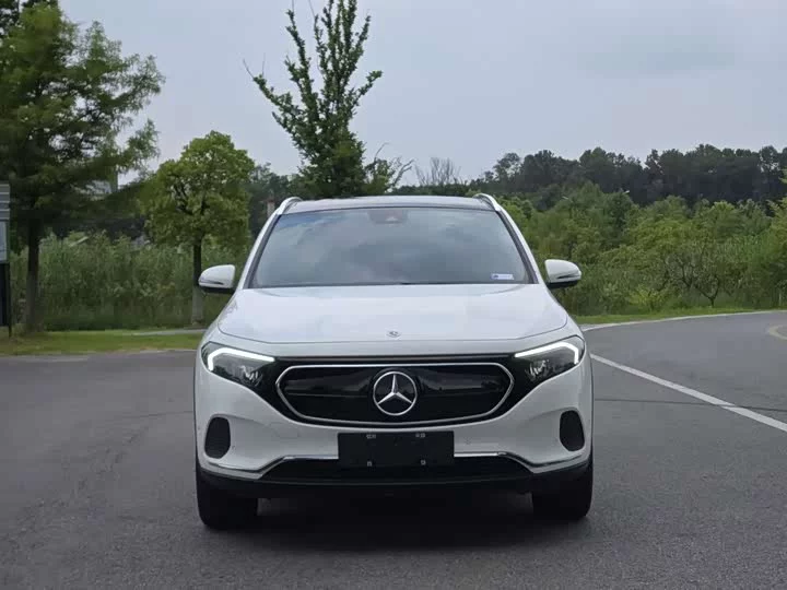 Mercedes-Benz EQA