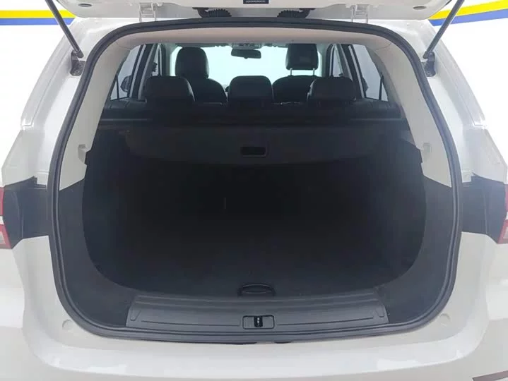 Roewe RX5