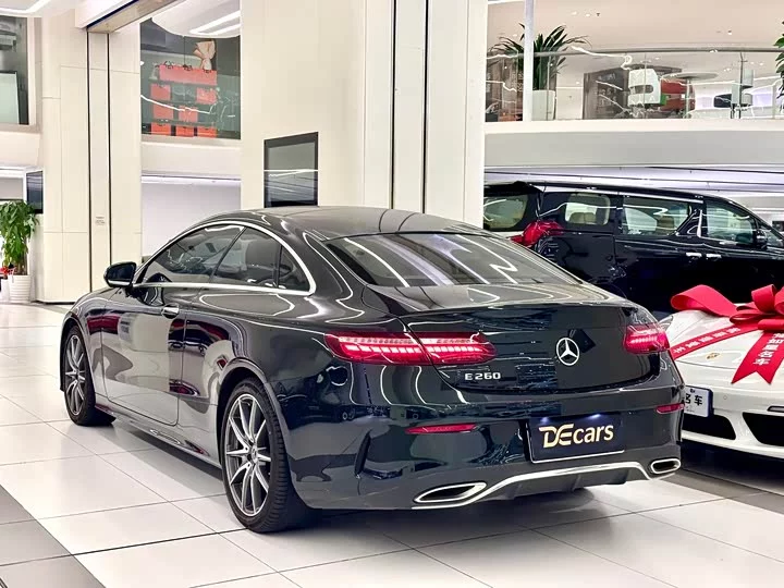 Mercedes-Benz Class E (imported)