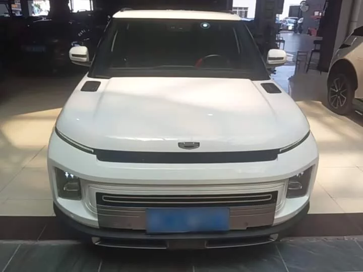 Geely ICON