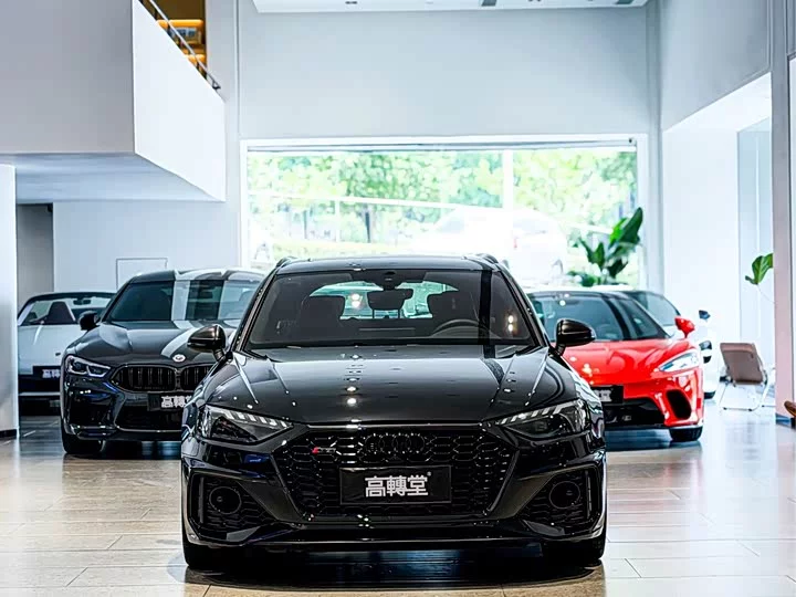 Audi RS 4