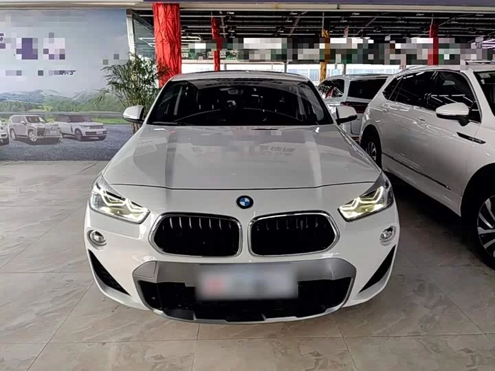 BMW X2