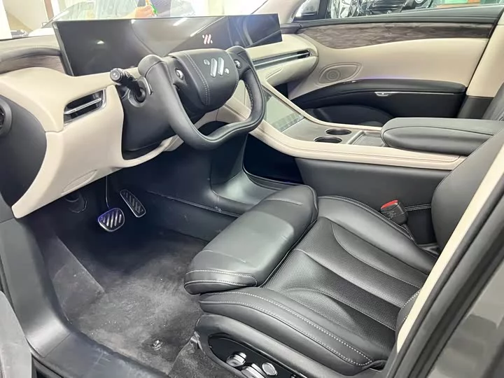 Zhiji LS7