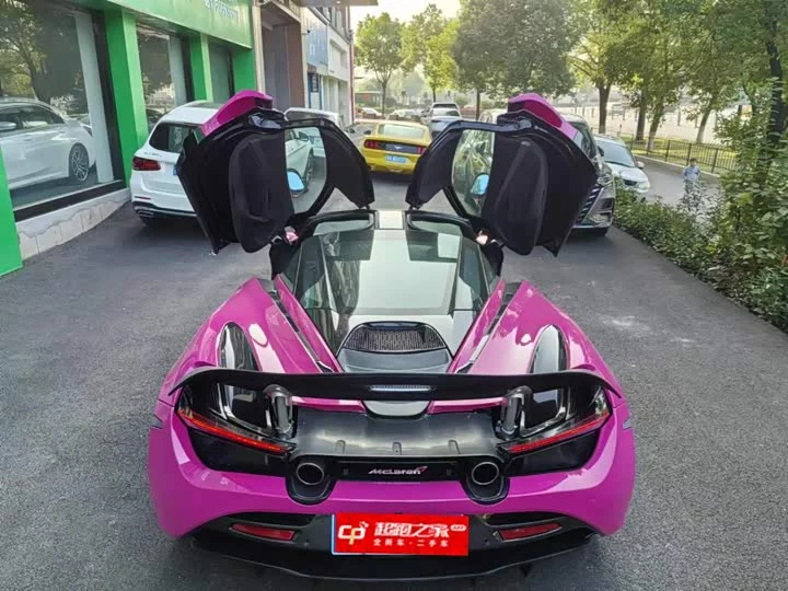 McLaren 720S