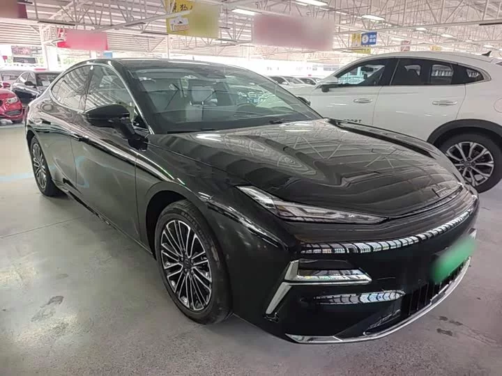Geely Galaxy Star 8