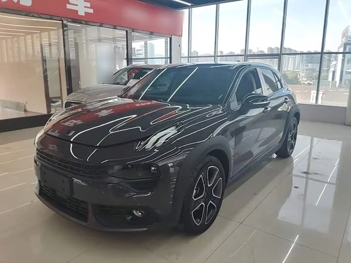 Lynk & Co 02