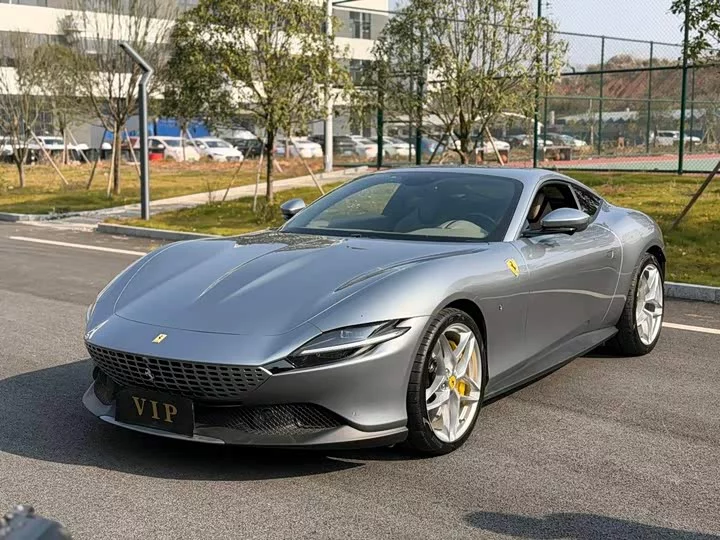 ferrari Roma