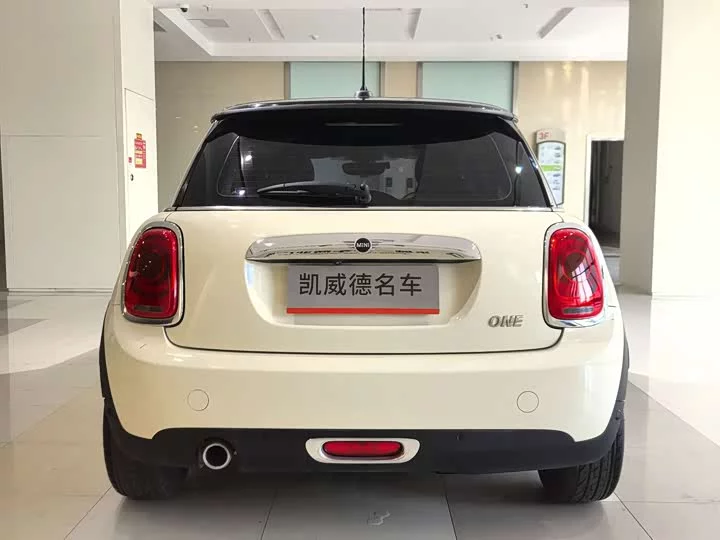 MINI 