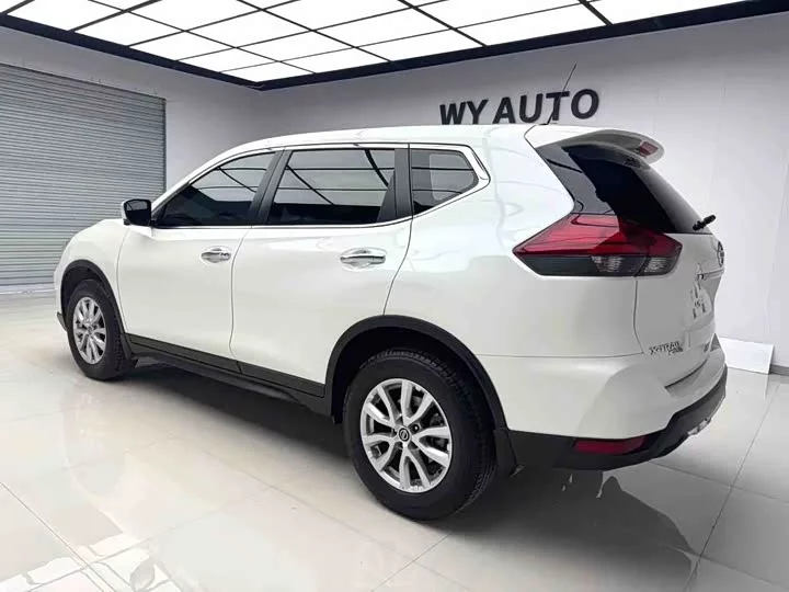 Nissan Qijun