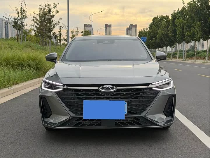 Chery Arrizo 8