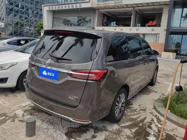Buick GL8
