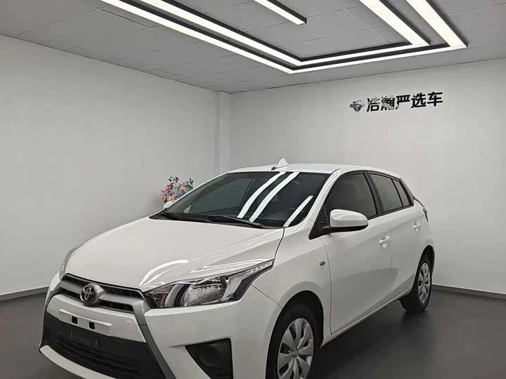 Toyota Yaris L