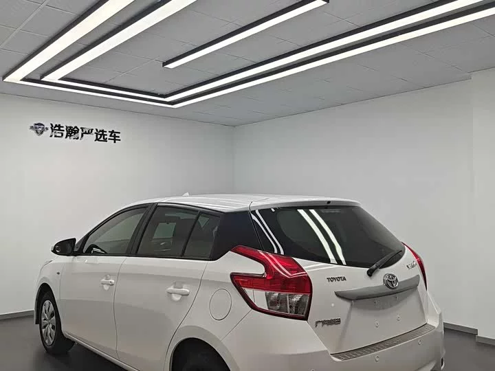 Toyota Yaris L