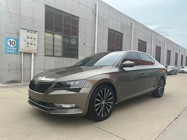 Skoda SuperB