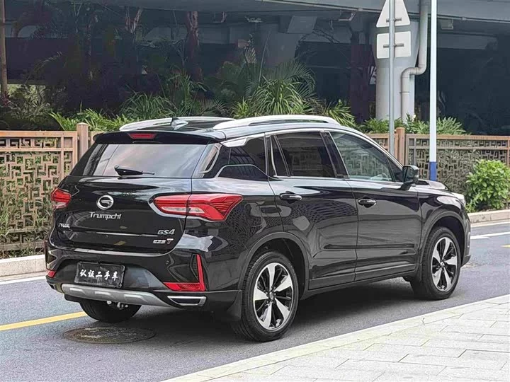 GAC Trumpchi GS4
