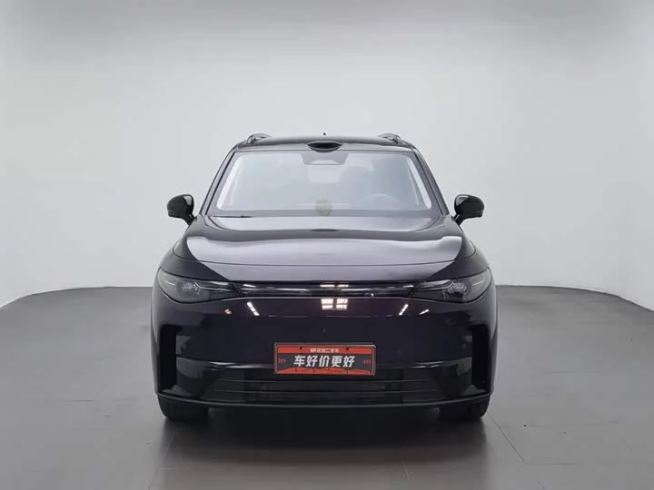 Leapmotor C16