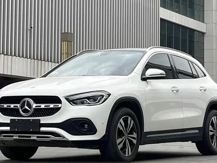 Mercedes-Benz GLA