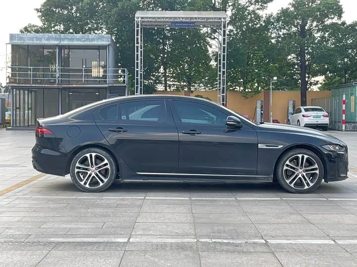 Jaguar XEL