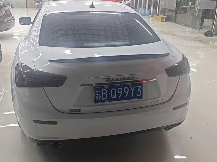 Maserati Ghibli