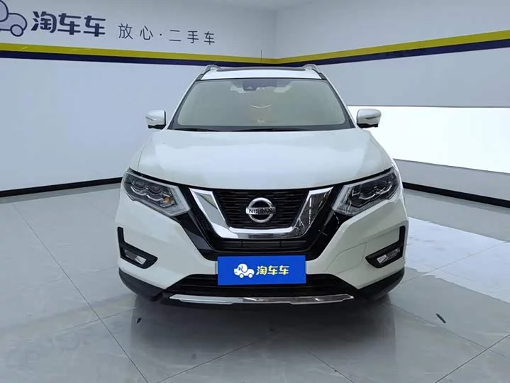 Nissan Qijun