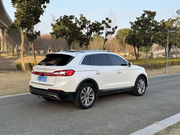 Lincoln MKX