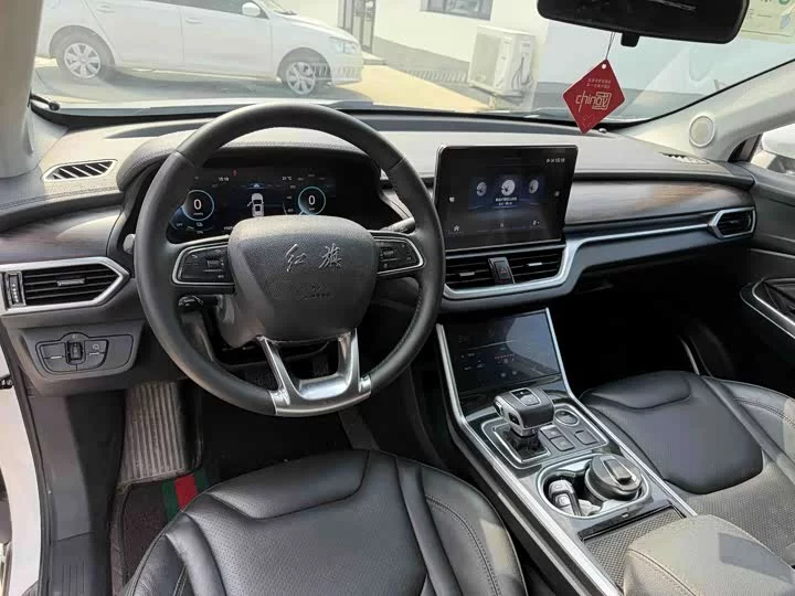 Hongqi E-HS3