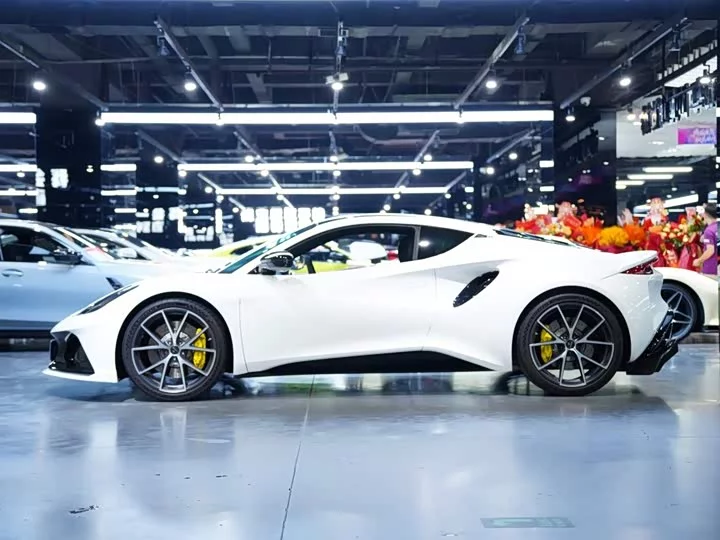 Lotus EMIRA