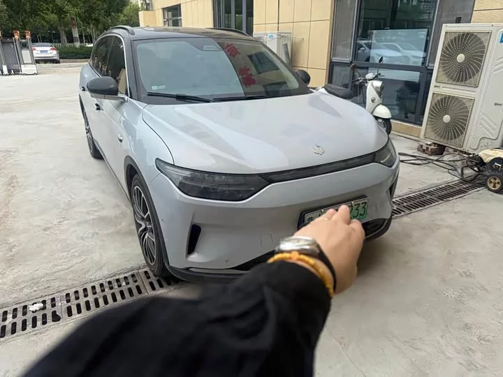 Leapmotor Zero running C11