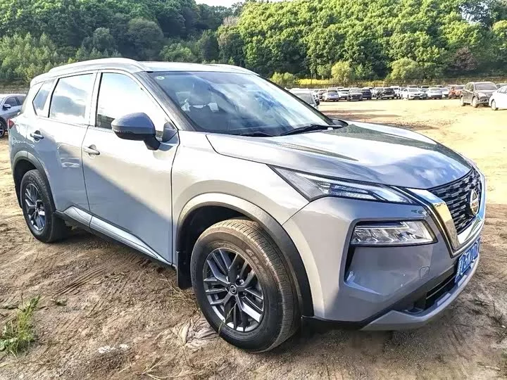 Nissan Qijun