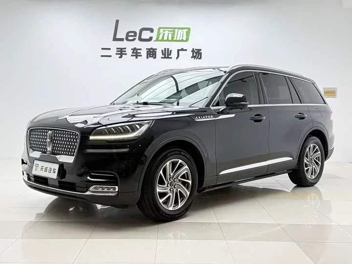 Lincoln aviator