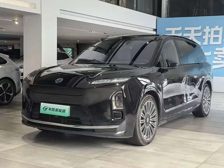 NIO ES8