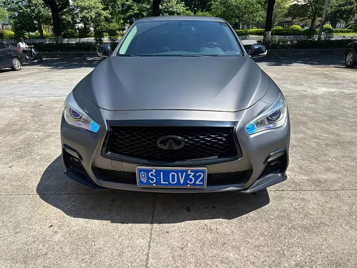 Infiniti Q50L