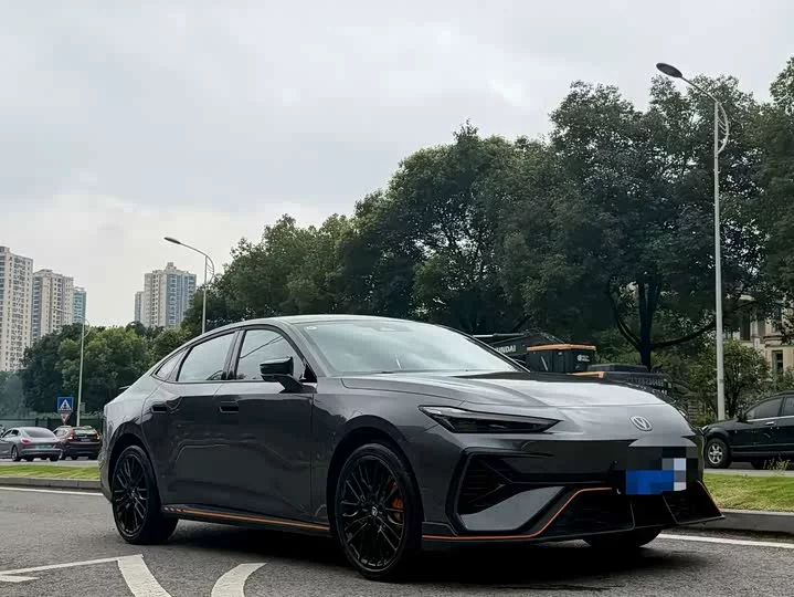 Changan UNI-V