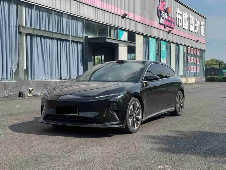 NIO ET5T
