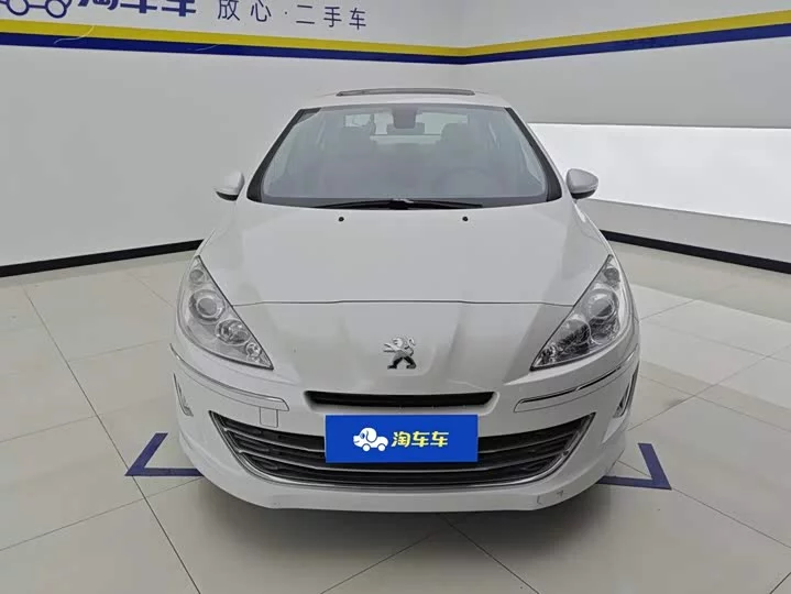 Peugeot 408