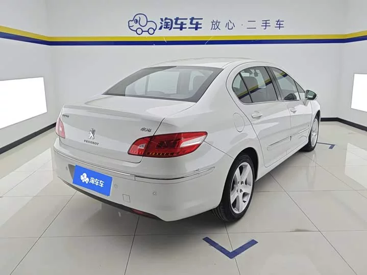 Peugeot 408