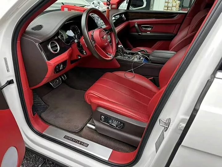 Bentley Bentayga
