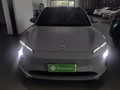 NIO ET5