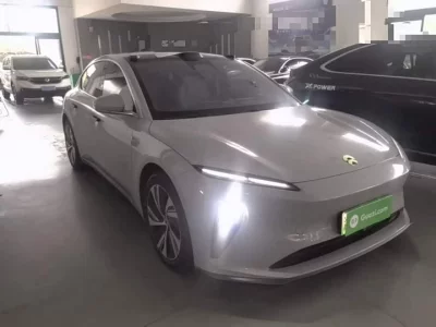 NIO ET5