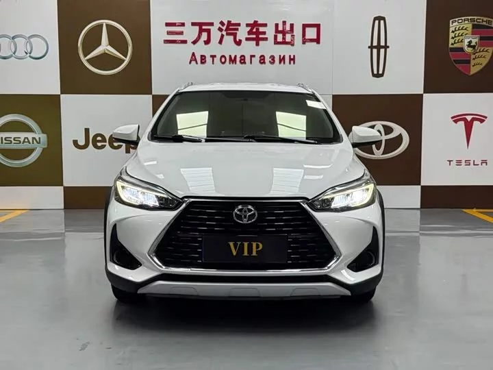 Toyota Yaris L