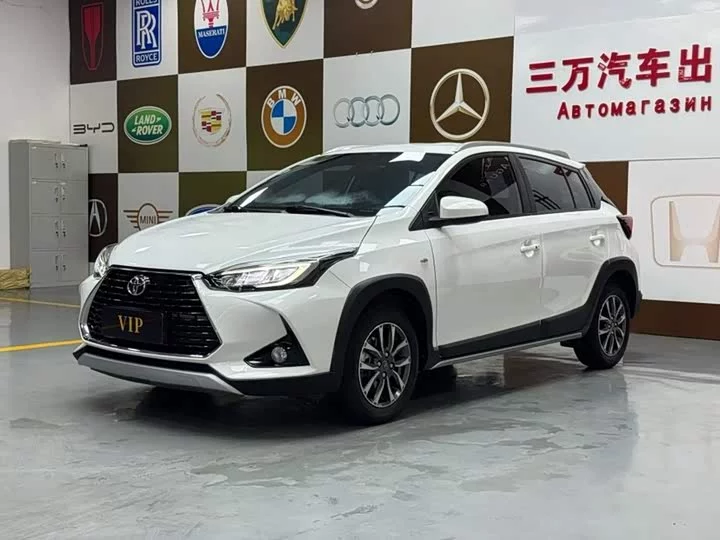 Toyota Yaris L