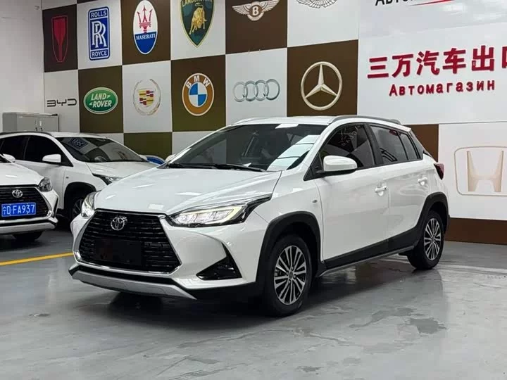 Toyota Yaris L