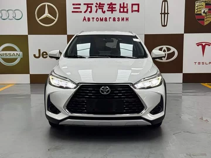 Toyota Yaris L