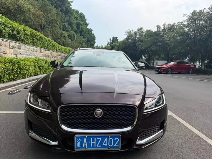 Jaguar XFL
