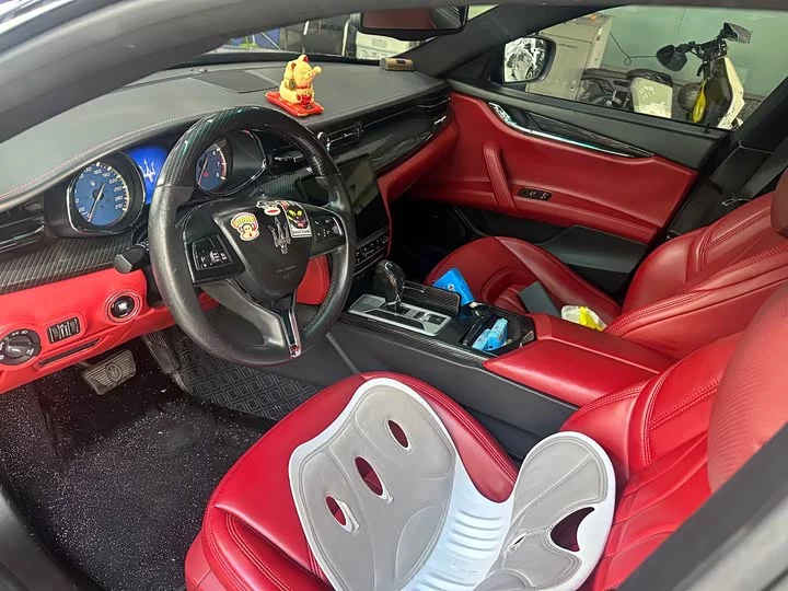 Maserati President