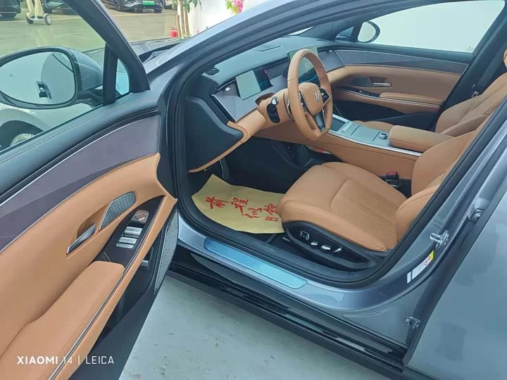 BYD Han L