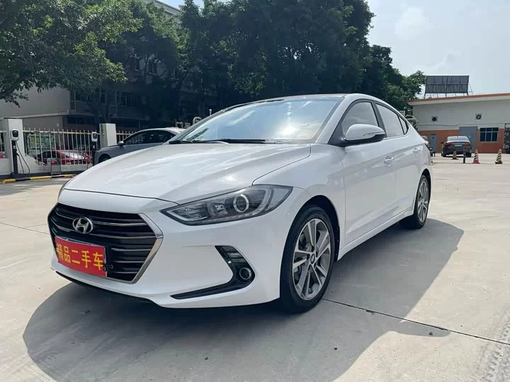 Hyundai lead