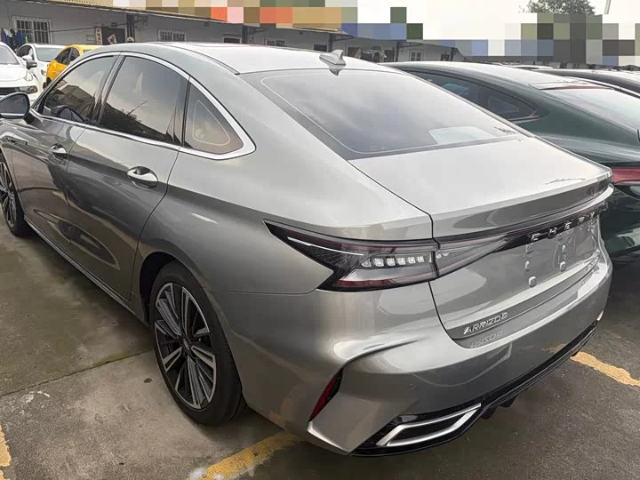 Chery Arrizo 8